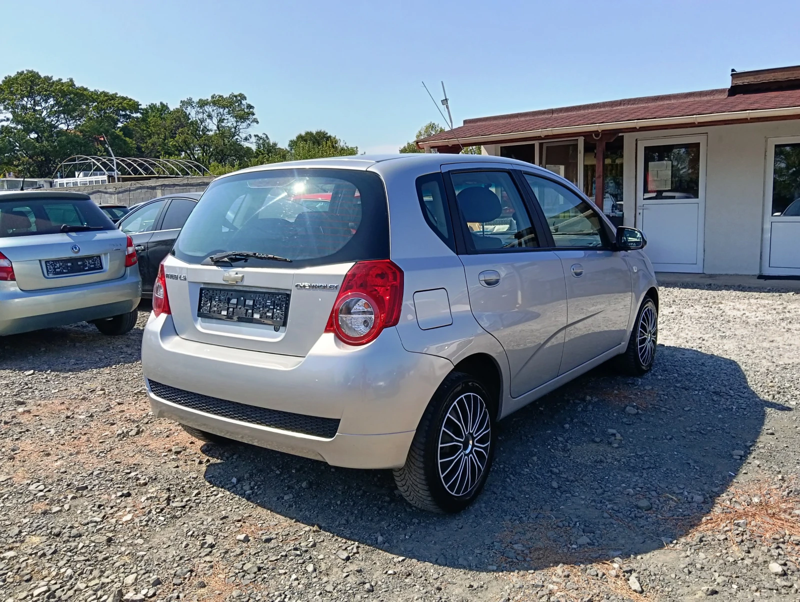 Chevrolet Aveo 1.2i, снимка 4 - Автомобили и джипове - 55789155