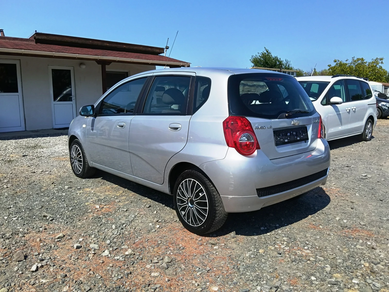 Chevrolet Aveo 1.2i, снимка 6 - Автомобили и джипове - 55789155