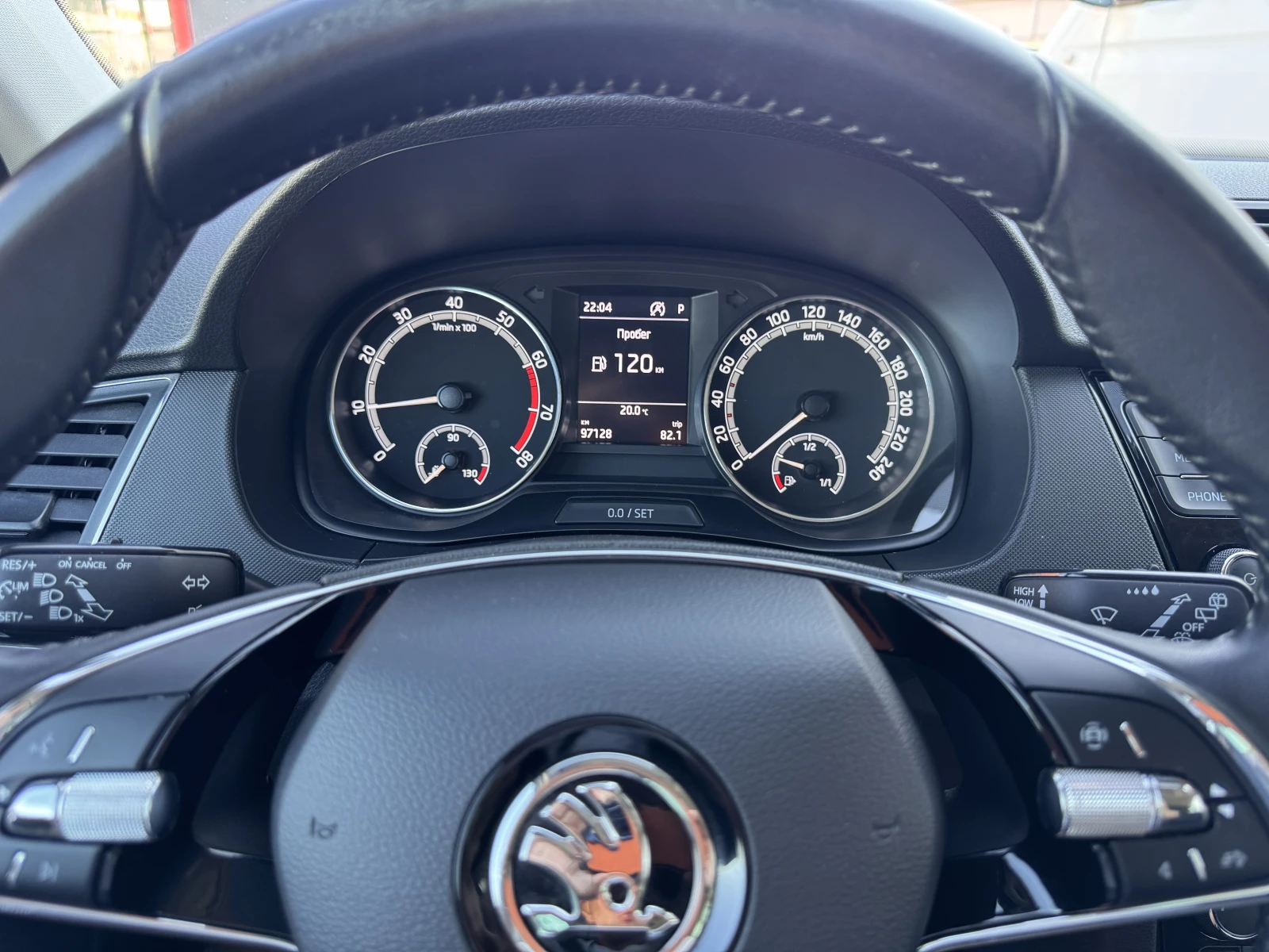 Skoda Fabia AMBITION/1.0TSI/95k.c./7AT, снимка 12 - Автомобили и джипове - 55959921