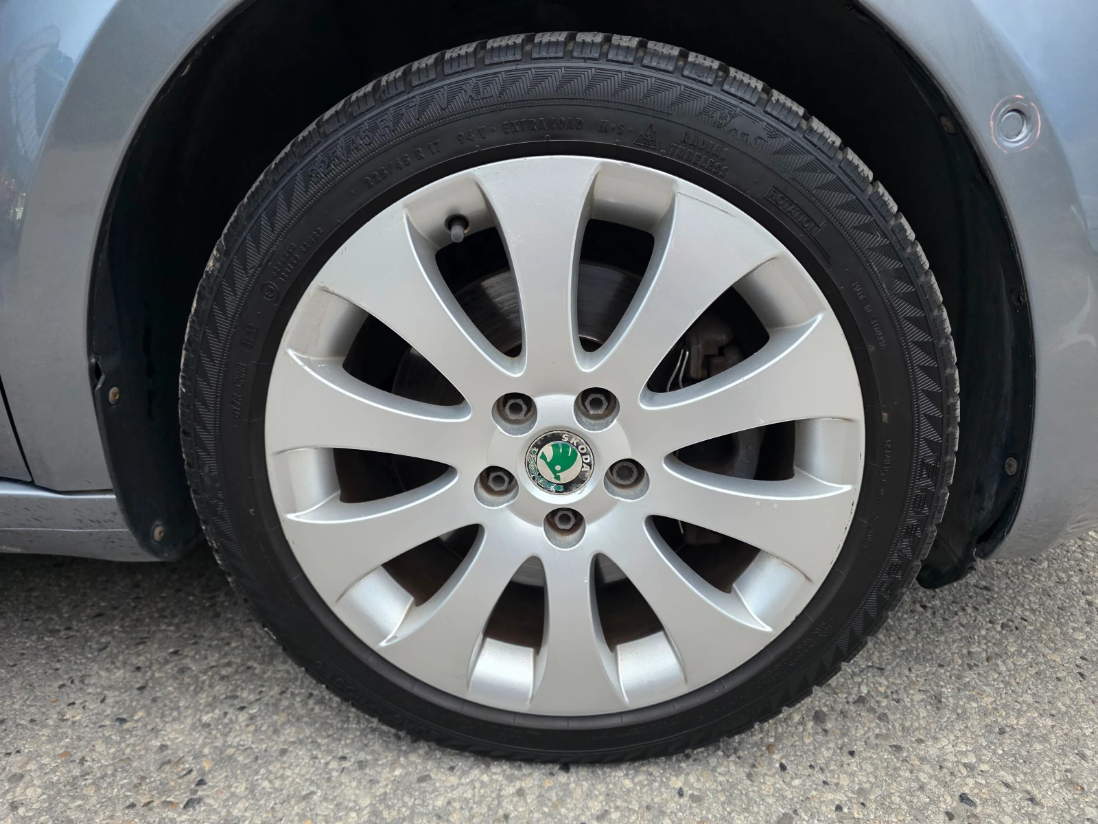 Skoda Superb, снимка 5 - Автомобили и джипове - 56224460