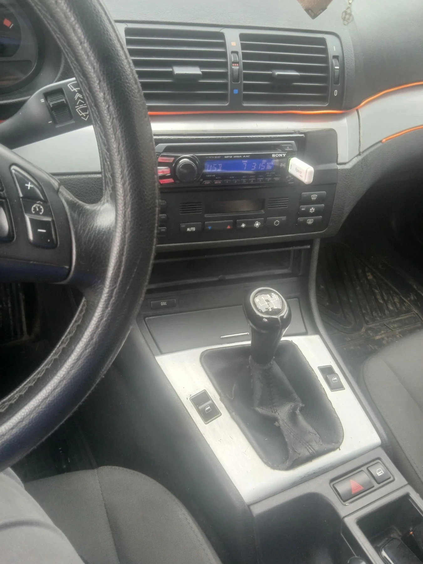 BMW 320, снимка 10 - Автомобили и джипове - 56324878