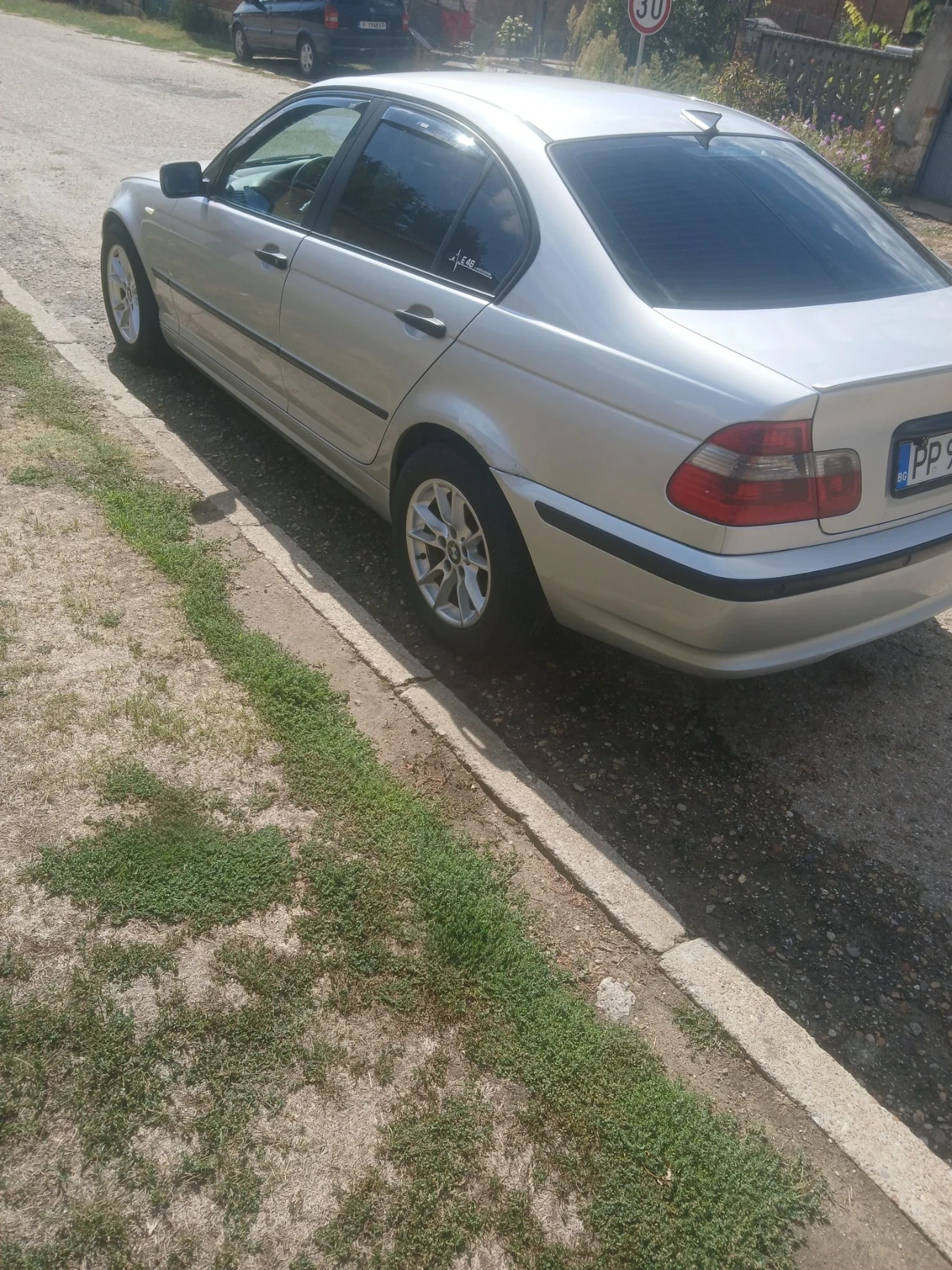 BMW 320, снимка 4 - Автомобили и джипове - 56324878