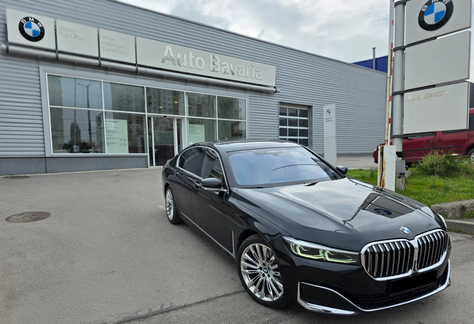 BMW 730 LCI X-drive, снимка 5 - Автомобили и джипове - 56328763