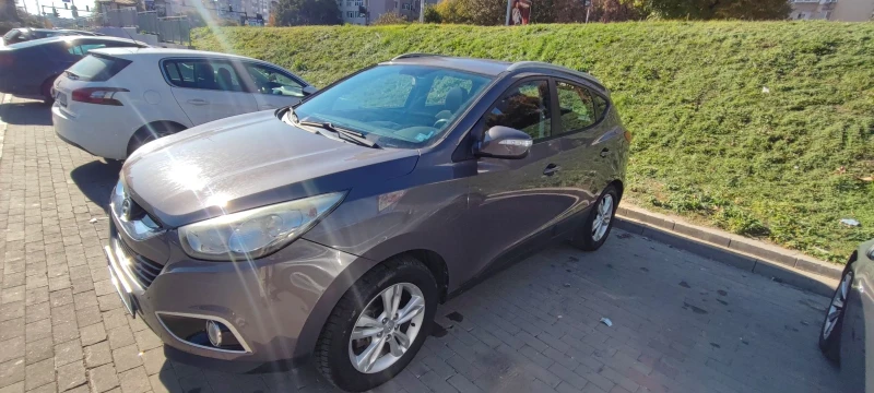 Hyundai IX35, снимка 2 - Автомобили и джипове - 47814387