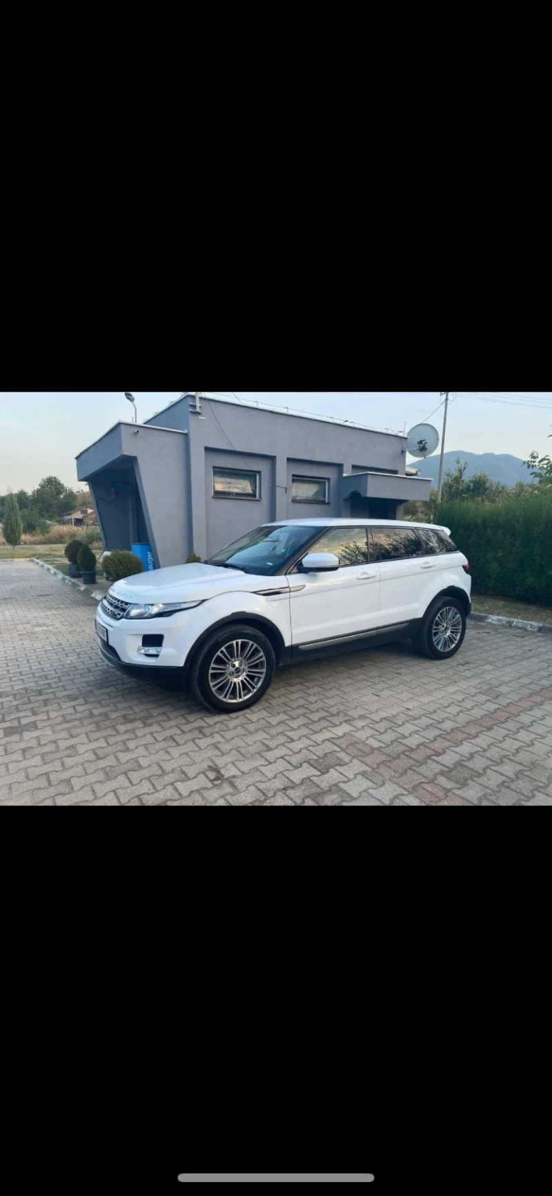 Land Rover Range Rover Evoque  2.2 TD4- 150ps  4x4, снимка 2 - Автомобили и джипове - 49349951