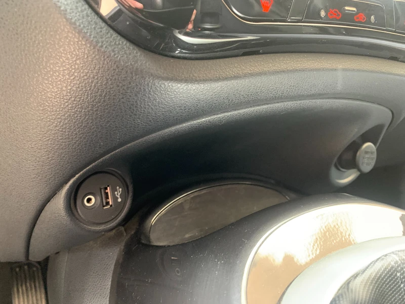 Nissan Juke 1, 5 DCI, снимка 11 - Автомобили и джипове - 52495966