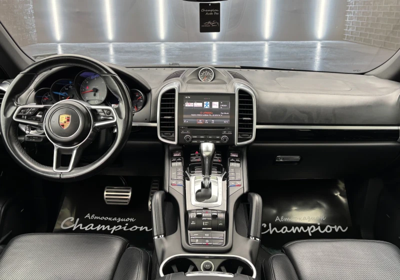 Porsche Cayenne 4.2TDI GTS, снимка 10 - Автомобили и джипове - 52072713