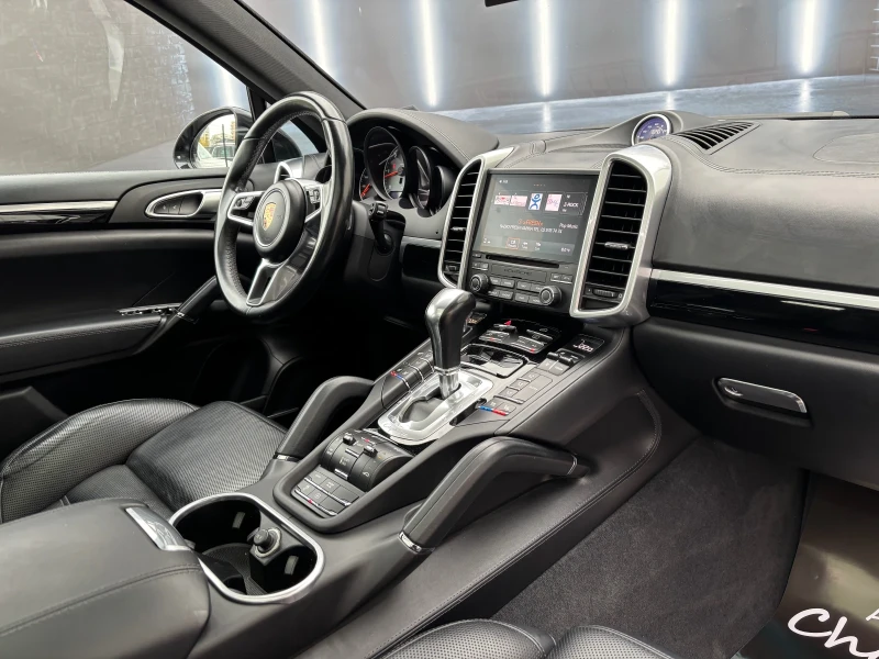 Porsche Cayenne 4.2TDI GTS, снимка 13 - Автомобили и джипове - 52072713