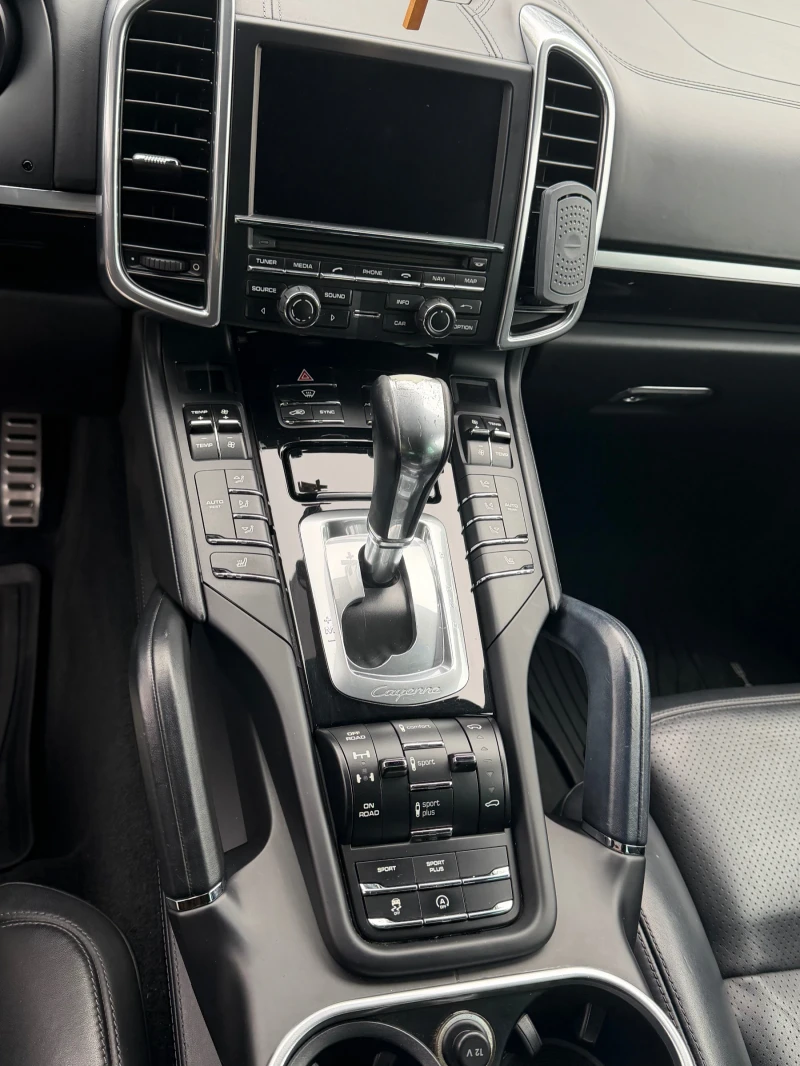 Porsche Cayenne, снимка 7 - Автомобили и джипове - 53294246