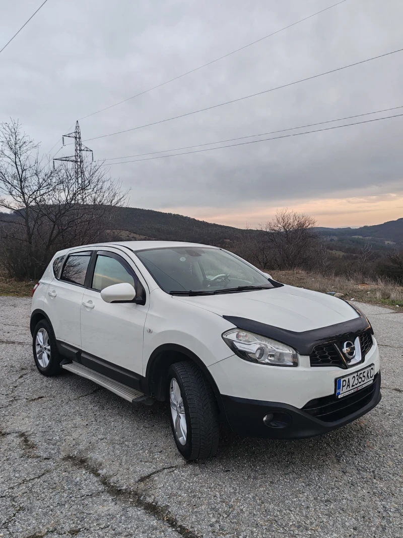 Nissan Qashqai, снимка 15 - Автомобили и джипове - 53488385