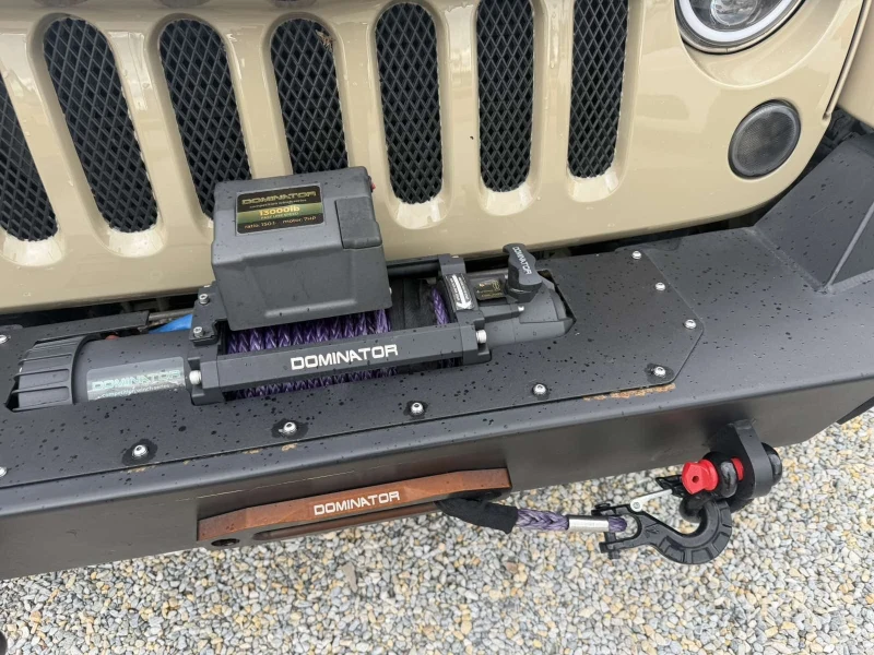 Jeep Wrangler 2.8 DIESEL SAHARA, снимка 16 - Автомобили и джипове - 53541679