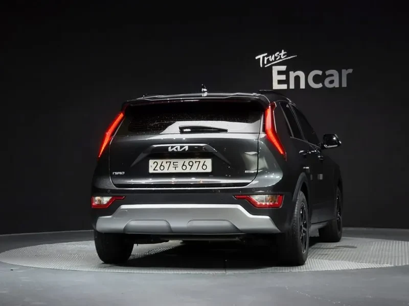 Kia Niro 1.6/hev/Trendy, снимка 4 - Автомобили и джипове - 56718988
