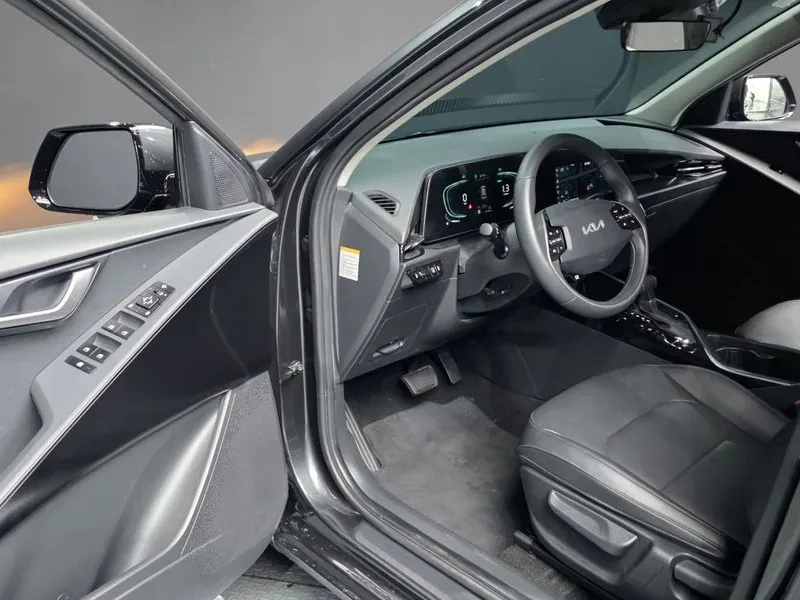 Kia Niro 1.6/hev/Trendy, снимка 10 - Автомобили и джипове - 56718988