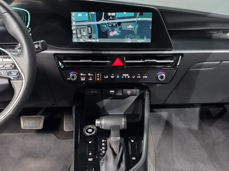 Kia Niro 1.6/hev/Trendy, снимка 14 - Автомобили и джипове - 56718988