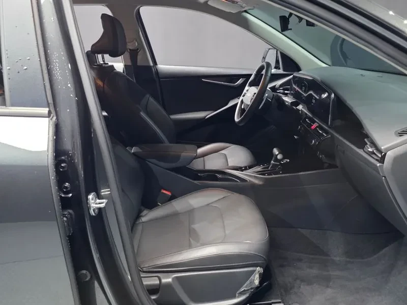 Kia Niro 1.6/hev/Trendy, снимка 11 - Автомобили и джипове - 56718988