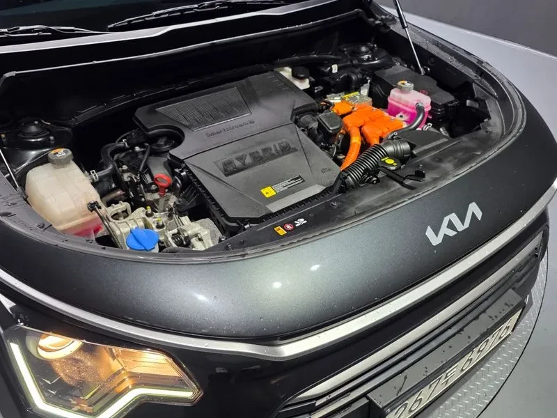 Kia Niro 1.6/hev/Trendy, снимка 6 - Автомобили и джипове - 56718988