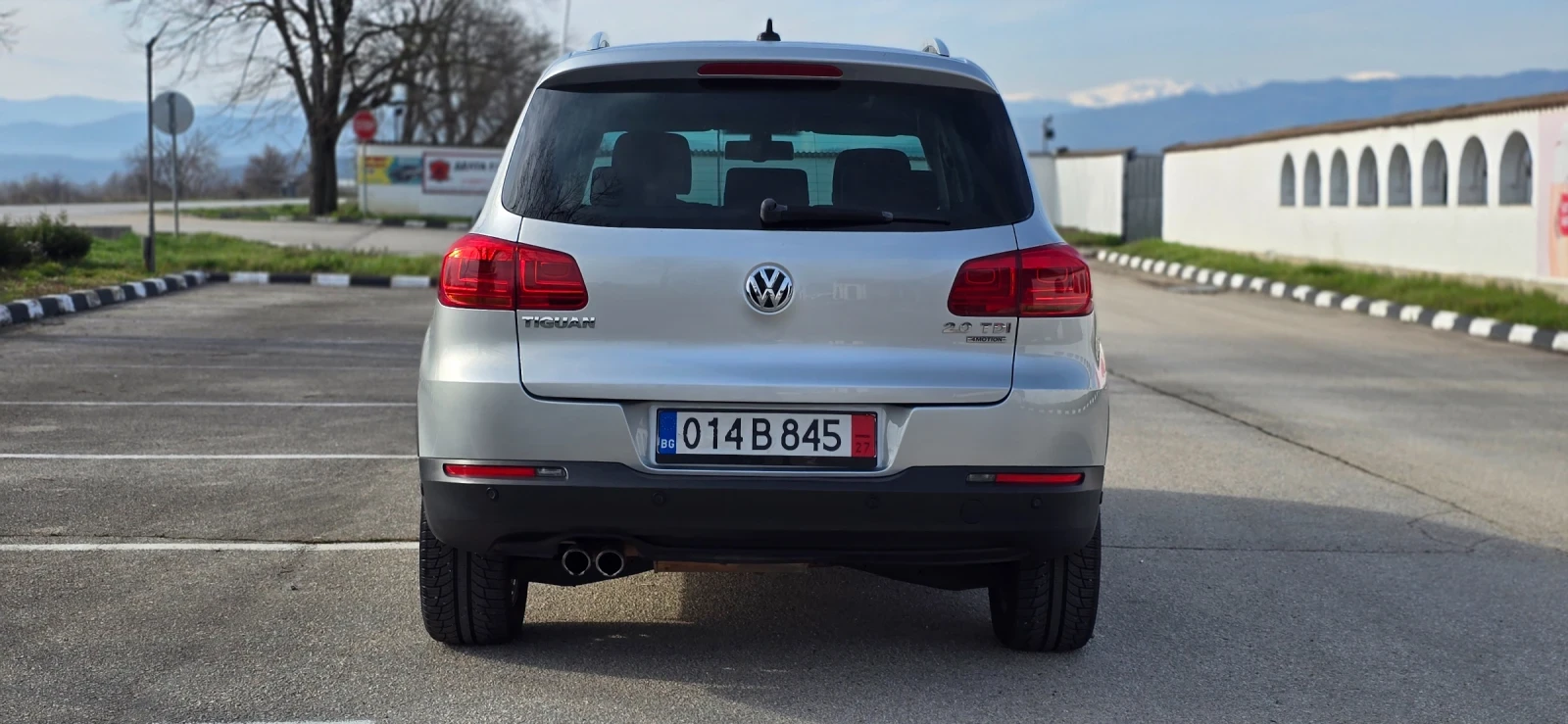 VW Tiguan 4x4 177hp, снимка 6 - Автомобили и джипове - 53971183