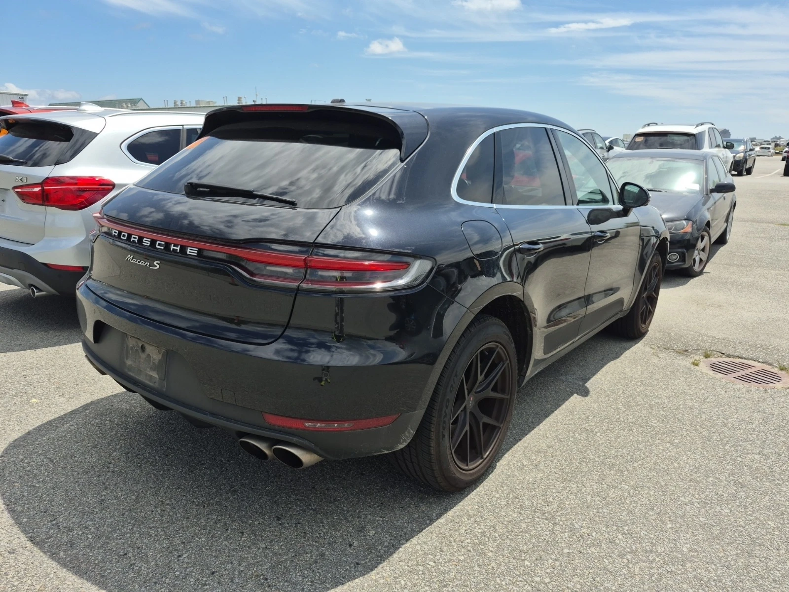 Porsche Macan S * * CARFAX * * АВТО КРЕДИТ * * , снимка 3 - Автомобили и джипове - 55240041