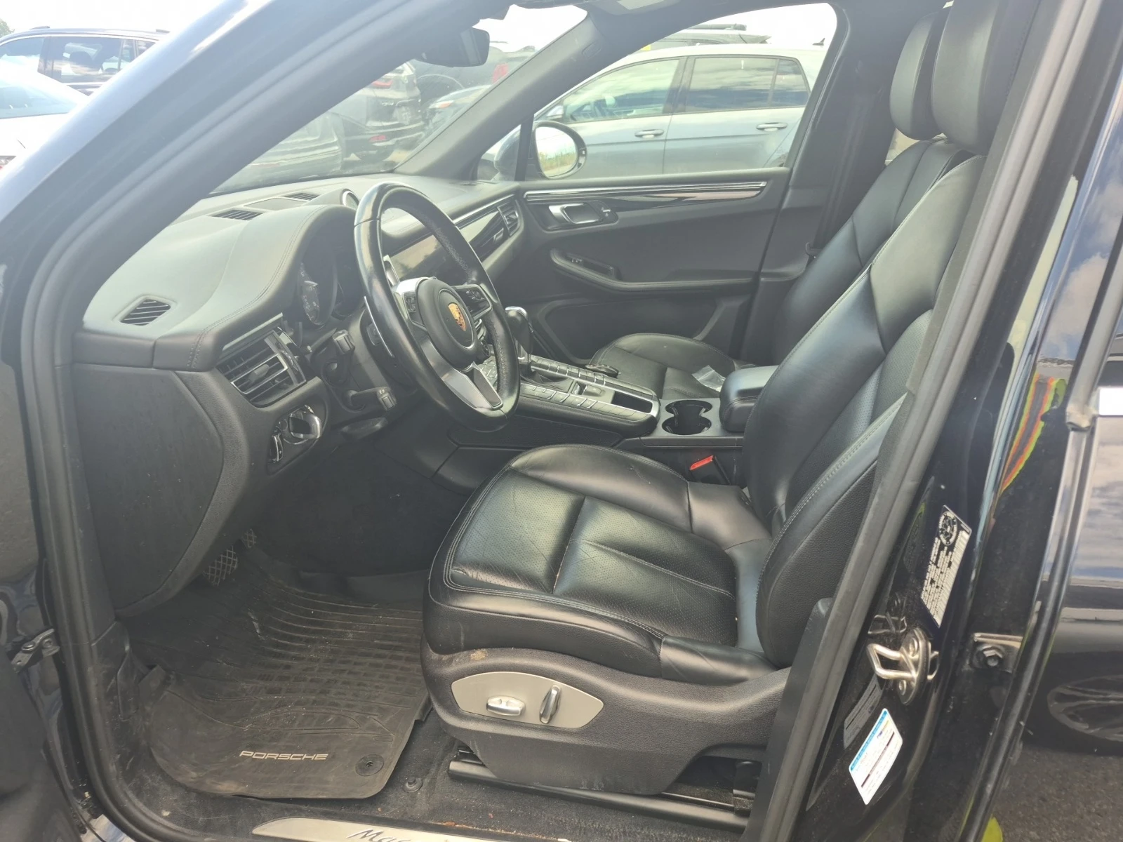 Porsche Macan S * * CARFAX * * АВТО КРЕДИТ * * , снимка 5 - Автомобили и джипове - 55240041