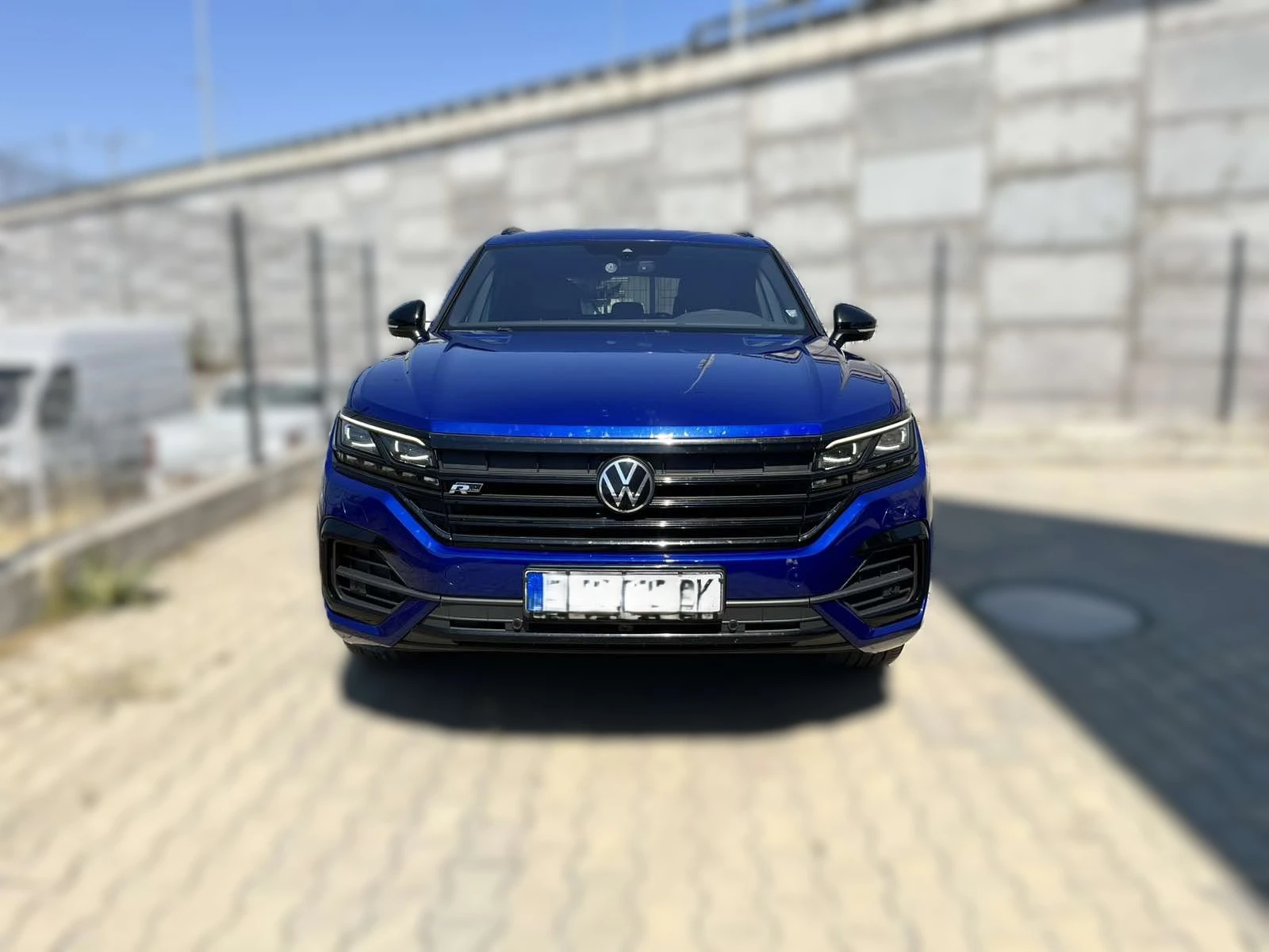 VW Touareg 3.0 TDI R-Line, снимка 3 - Автомобили и джипове - 56082355