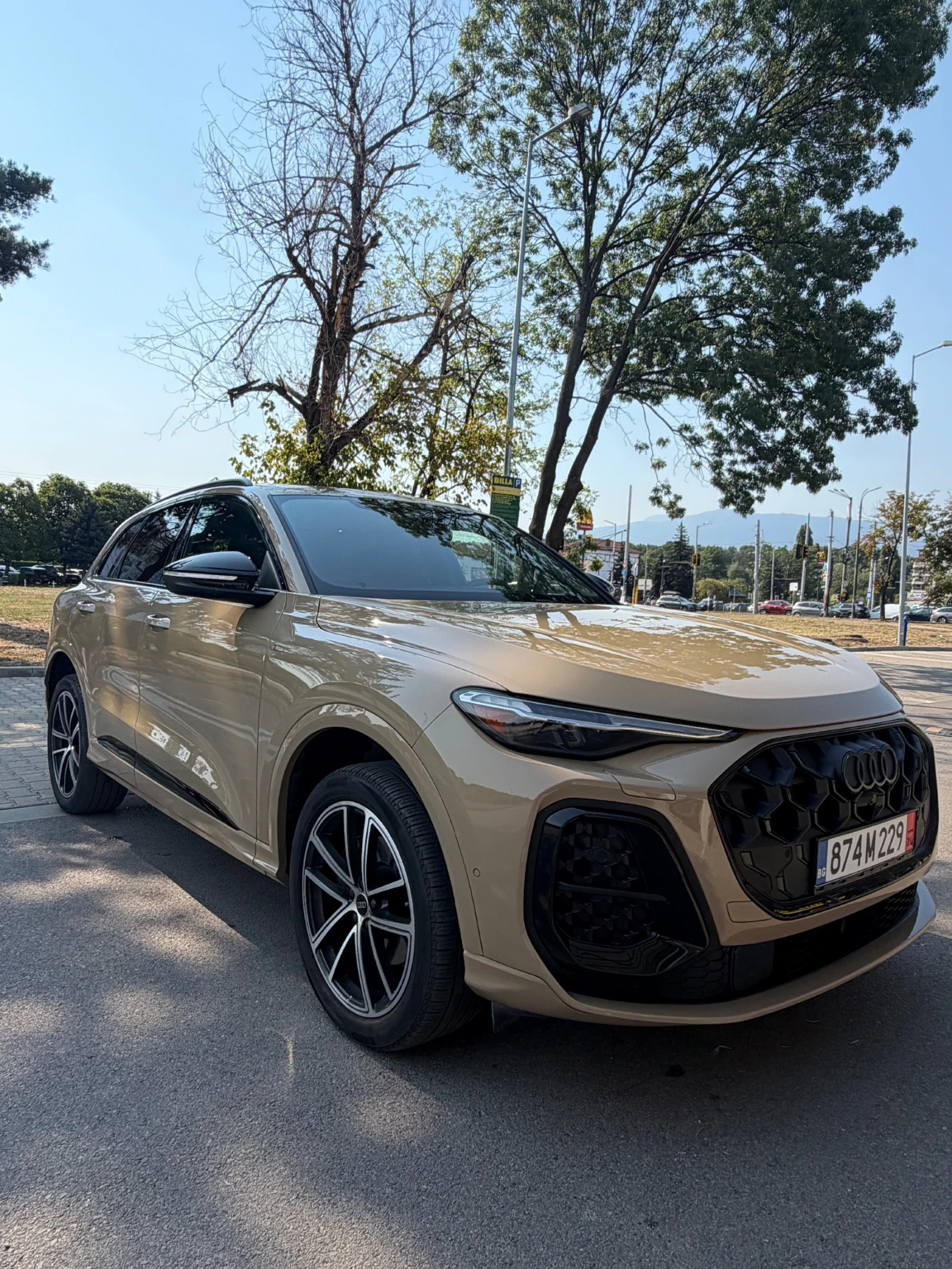 Audi Q5 ЛИЗИНГ ! ЧИСТО НОВА !, снимка 3 - Автомобили и джипове - 55700601