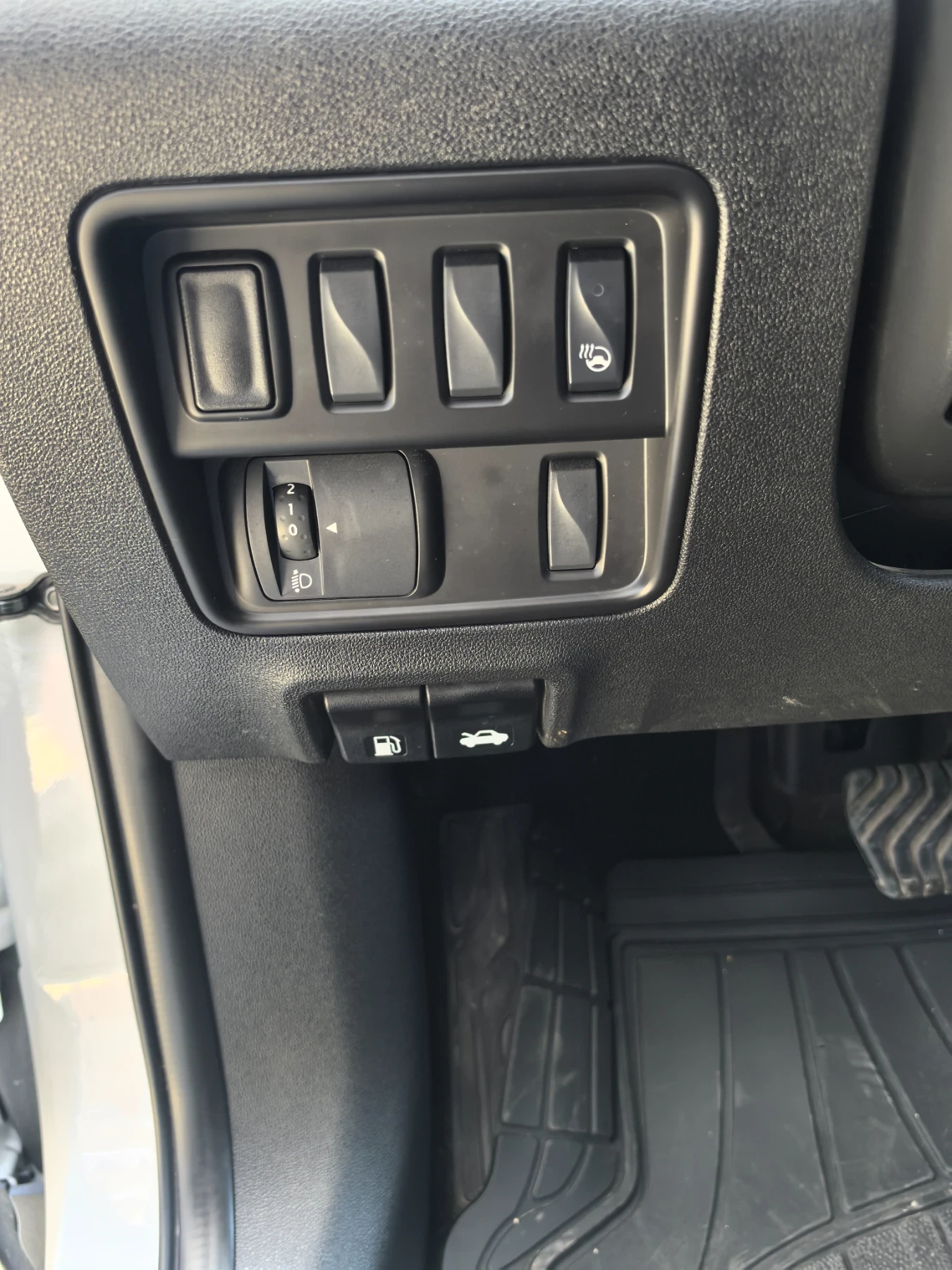 Renault Koleos, снимка 13 - Автомобили и джипове - 55829842