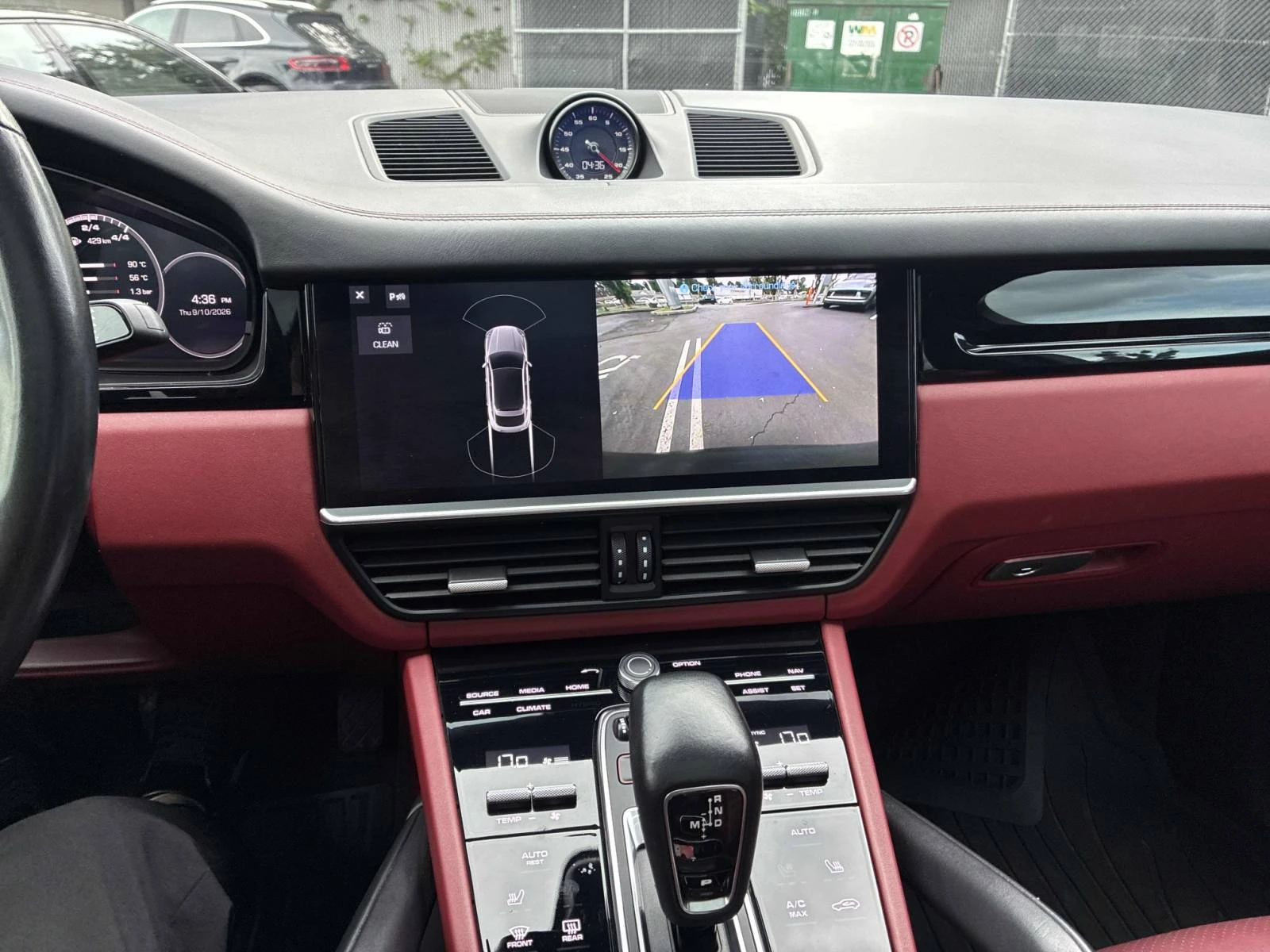 Porsche Cayenne COUPÉ* Bordeaux Red* , снимка 8 - Автомобили и джипове - 56041261