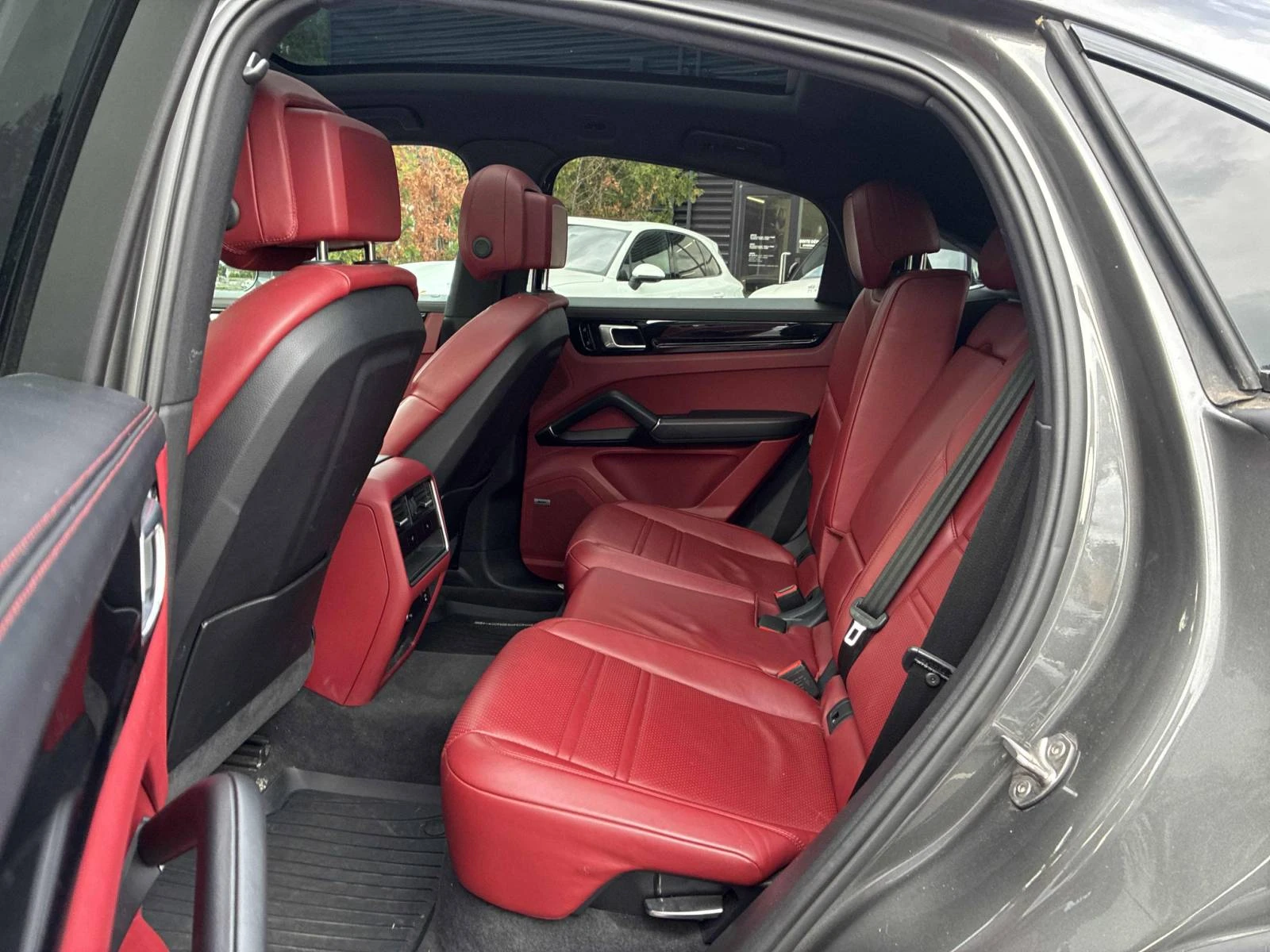 Porsche Cayenne COUPÉ* Bordeaux Red* , снимка 9 - Автомобили и джипове - 56041261