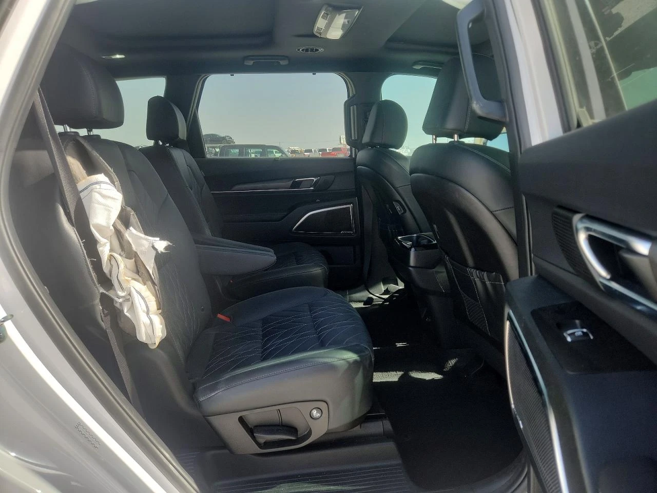 Kia Telluride 3.8l Sx X-Line, снимка 11 - Автомобили и джипове - 56041481