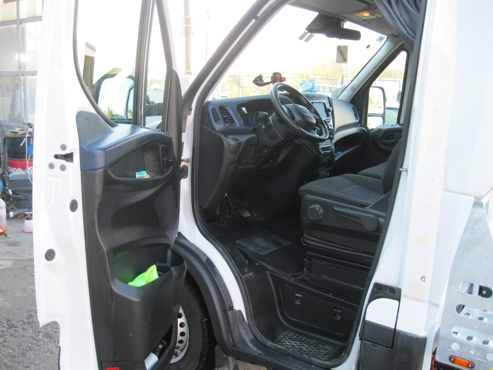 Iveco Daily 35/18 hi-matic ,   | Mobile.bg   13