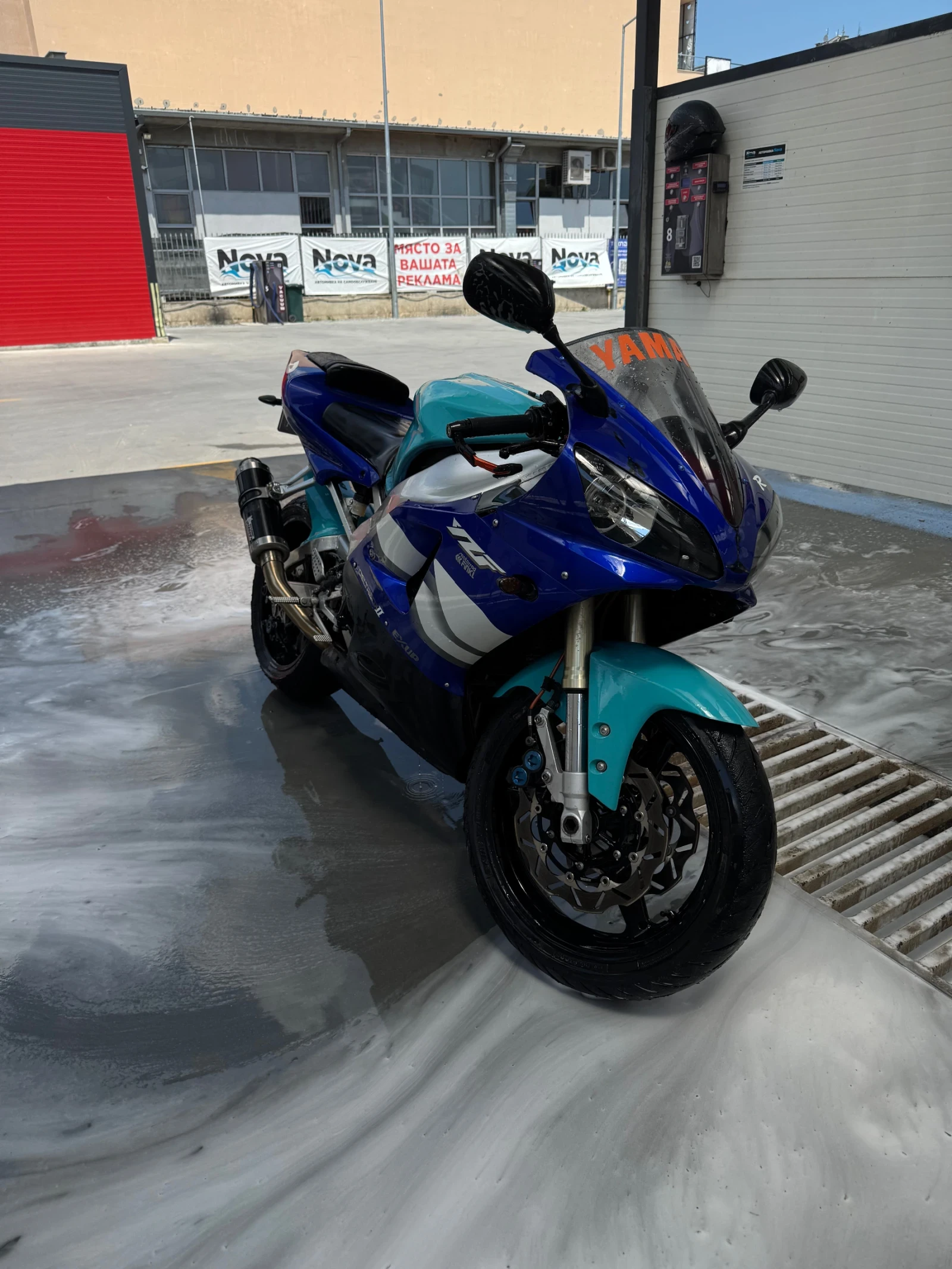 Yamaha YZF-R1, снимка 1