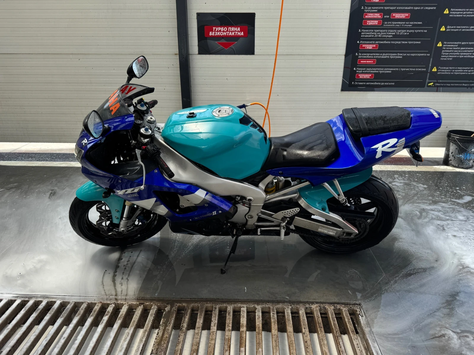 Yamaha YZF-R1  - изображение 8