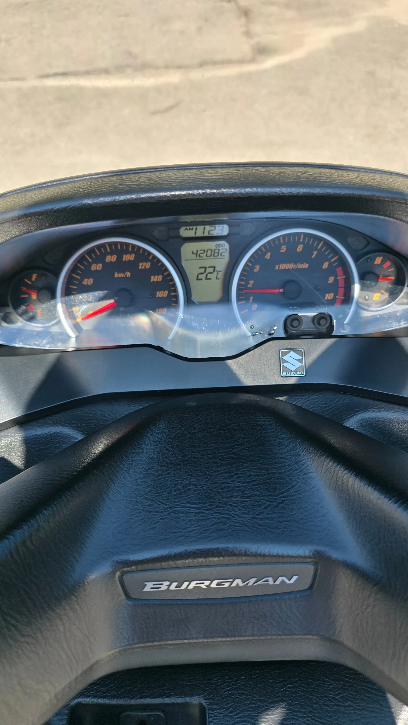 Suzuki Burgman K7 AN 400 - изображение 3