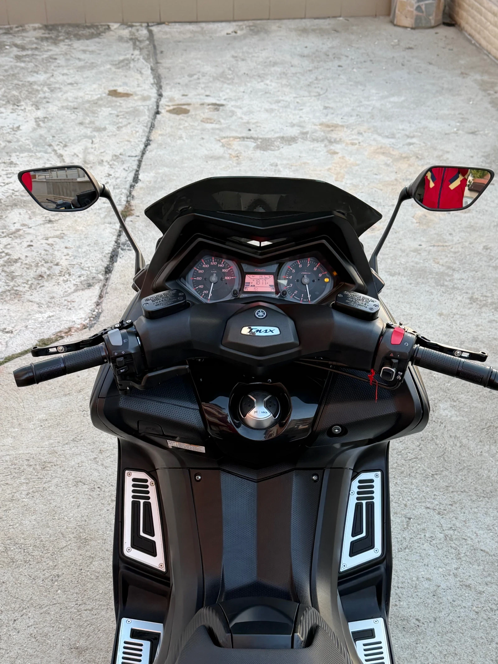 Yamaha T-max 530 Led, снимка 8 - Мотоциклети и мототехника - 56637500