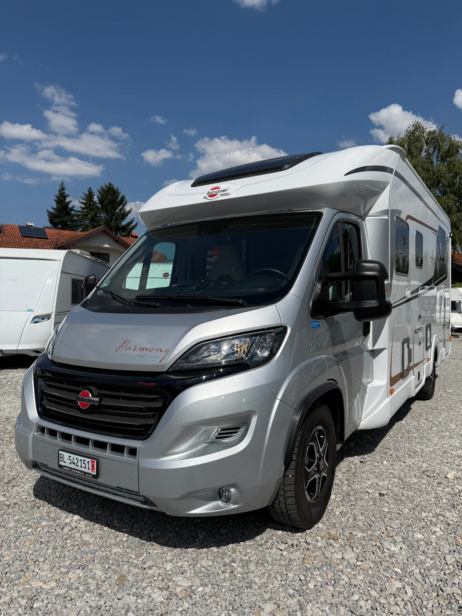 Кемпер Burstner Lyseo Harmony Line 736 180к.с, 9-степенен автомат! - изображение 2
