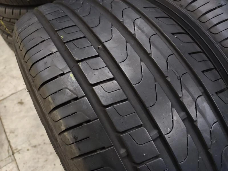 Гуми Летни 235/55R17, снимка 1 - Гуми и джанти - 32952087