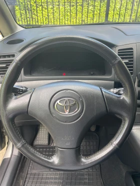 Toyota Corolla verso 1.6, снимка 9