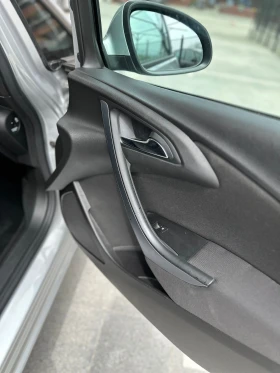 Opel Astra - 12200 лв. - 17116682 | Car24.bg