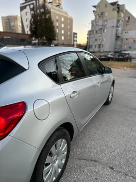 Opel Astra - 12200 лв. - 17116682 | Car24.bg
