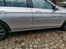 Mercedes-Benz E 220 All Terrain, снимка 12