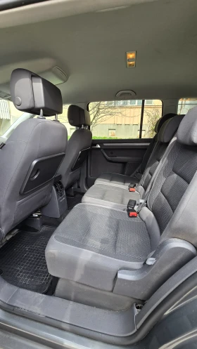 VW Touran 2.0 TDI - 9200 € / 17993.64 лв. - 70216092 11