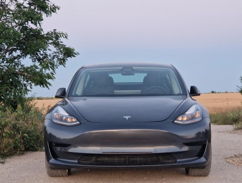 Tesla Model 3 Европейска с гаранция, снимка 5 - Автомобили и джипове - 46246164