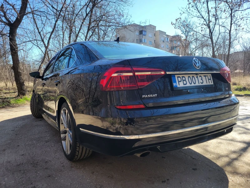 VW Passat R-line 1.8 TSI, снимка 5 - Автомобили и джипове - 49602168