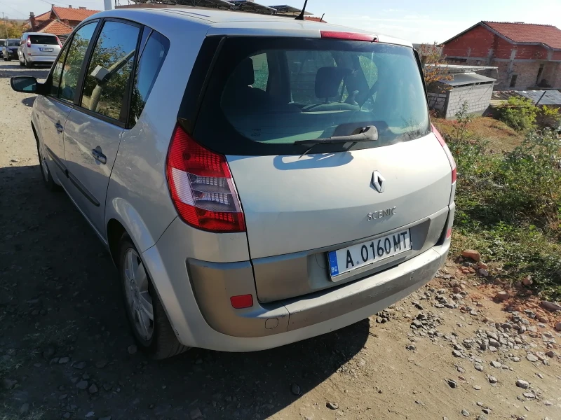 Renault Scenic, снимка 4 - Автомобили и джипове - 48118222