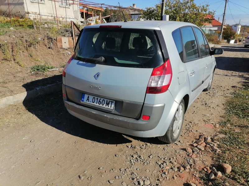 Renault Scenic, снимка 10 - Автомобили и джипове - 48118222