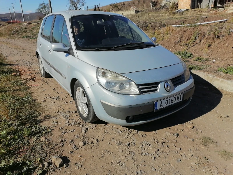 Renault Scenic, снимка 1 - Автомобили и джипове - 48118222