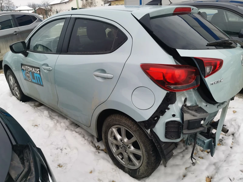 Mazda 2 1.5 SkyactivG M-hybrid, снимка 5 - Автомобили и джипове - 48905046