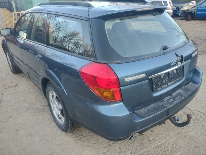 Subaru Outback 2.5, снимка 4 - Автомобили и джипове - 48938801