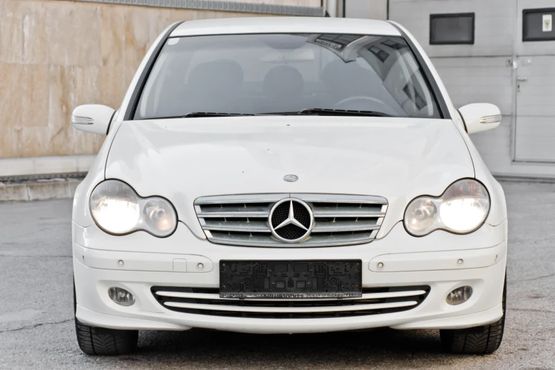 Mercedes-Benz C 220 2.2 CDI AVTOMAT, снимка 3 - Автомобили и джипове - 49119949