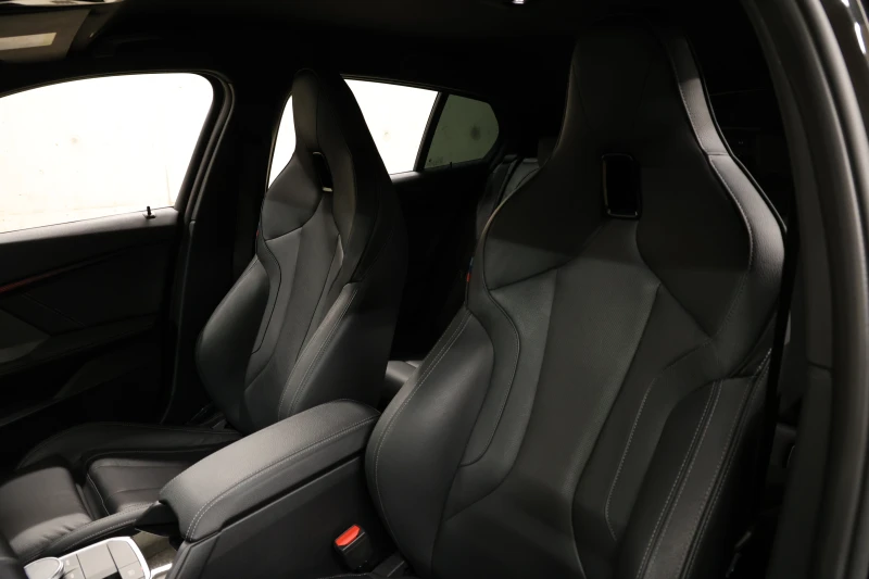 BMW 135 M135i xDrive Sportautomatic M sport Paket, снимка 6 - Автомобили и джипове - 51586821